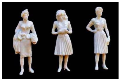 1/24 Female Figures White(3)