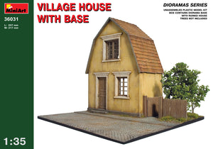 1/35 Village House with Base