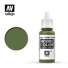 Model Color 082 Olive Green 17ml